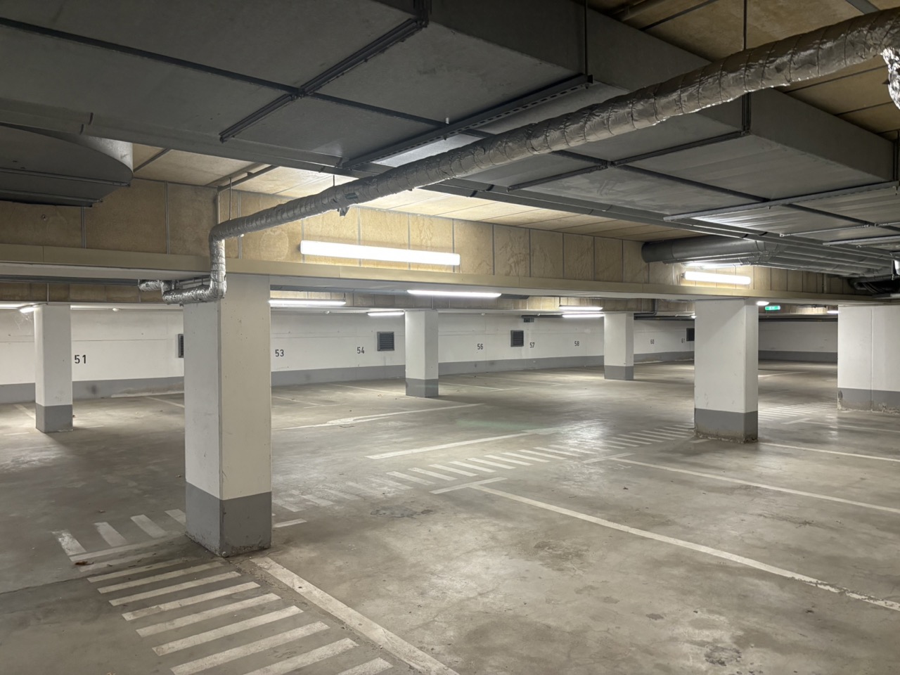 Flughafen Düsseldorf Parken P3 Kosten www.flughafenstellplatz.de